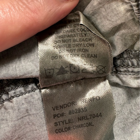 North River Outfitters Gray Women's Outdoor Hiking Capris Size Large - Picture 6 of 6